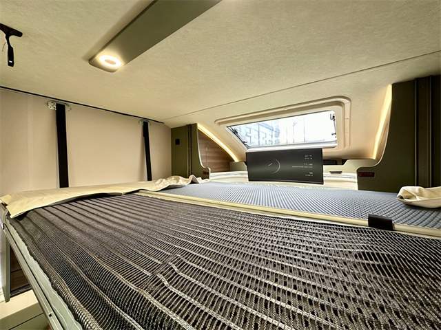 瑞弗FT800商旅房车超带感pg模拟器23T动力+豪华内饰(图6)