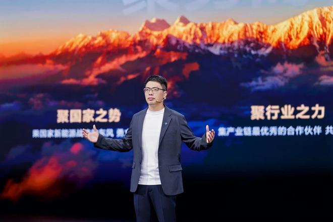 款东风奕派eπ008六座版仅1736万元起pg模拟器试玩大六座再添“悍将”2026(图7)