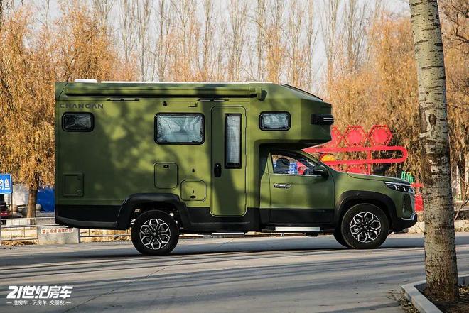 景·蓝鲸览拓者四驱房车安全舒适闯天涯pg模拟器一家三口惬意之选！长安峰(图7)