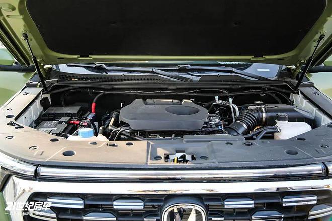 景·蓝鲸览拓者四驱房车安全舒适闯天涯pg模拟器一家三口惬意之选！长安峰(图24)
